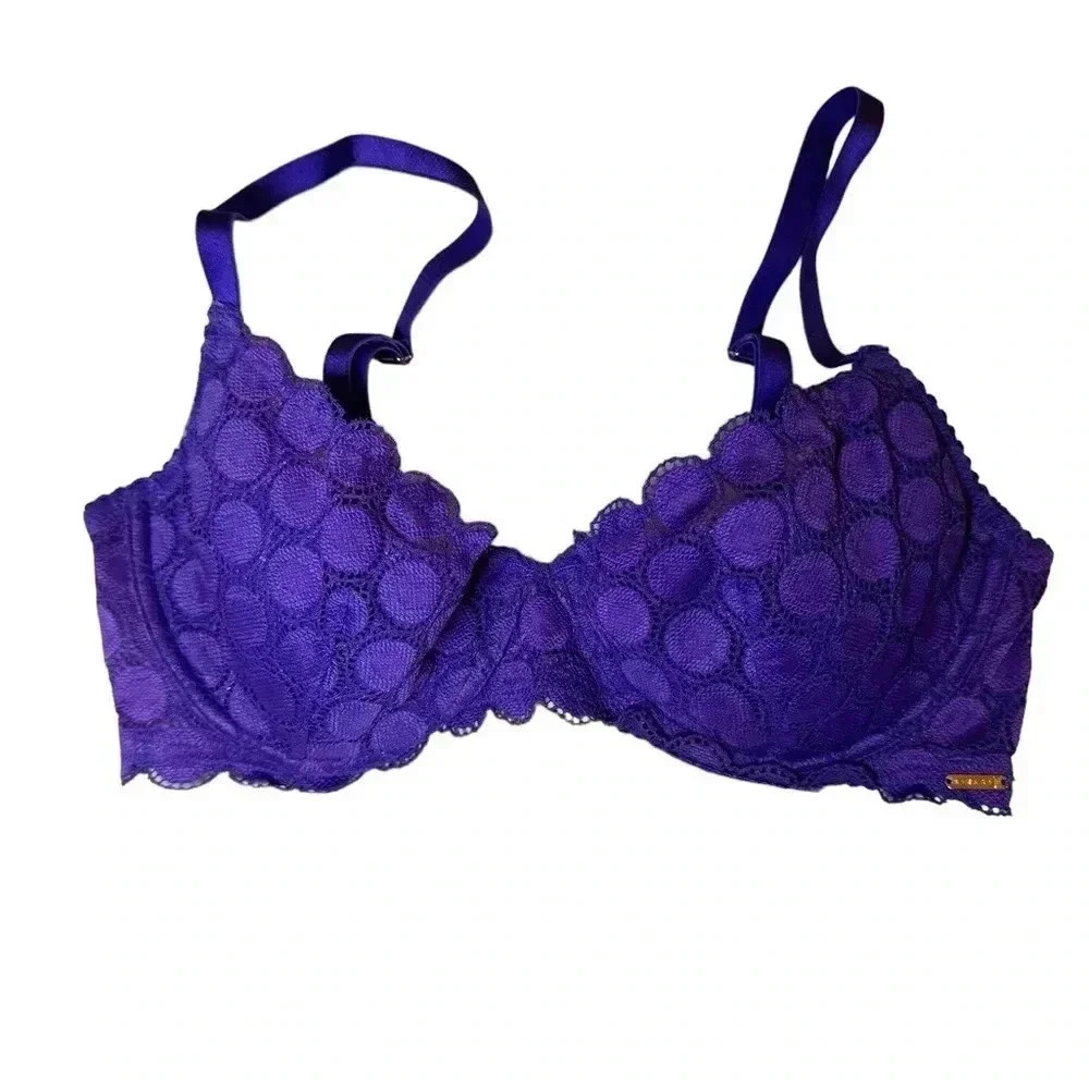 Savage X Fenty Mod on the Moon Bra size 34D